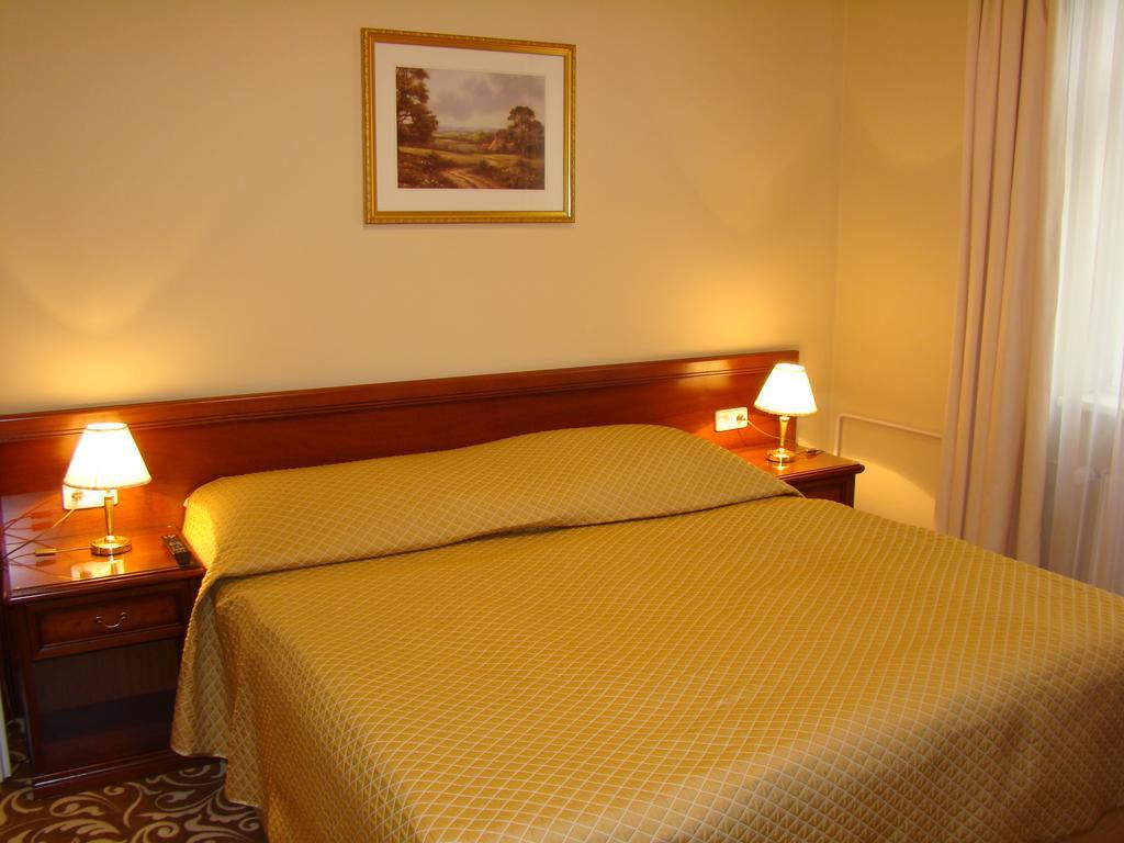 Hotel Saint Petersburg Karlsbad Zimmer foto